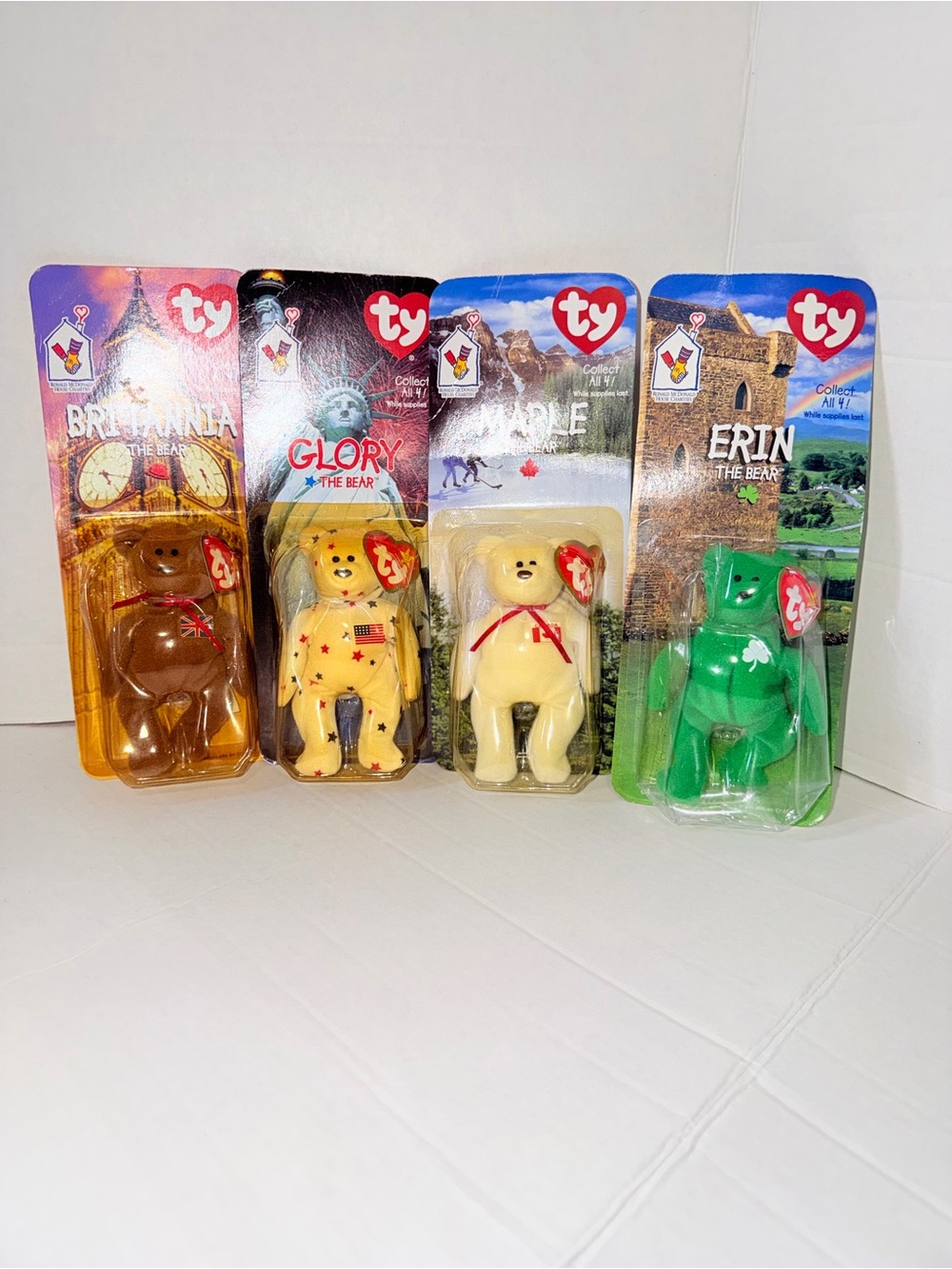 Ty Beanie Baby Bears Set in Brown, Yellow, Cream, and Green